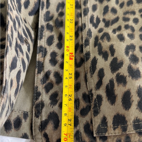 Zadig & Voltaire
Kayaka Leopard-Print Canvas
Jacket size L fit 6-8 like new - Picture 14 of 15